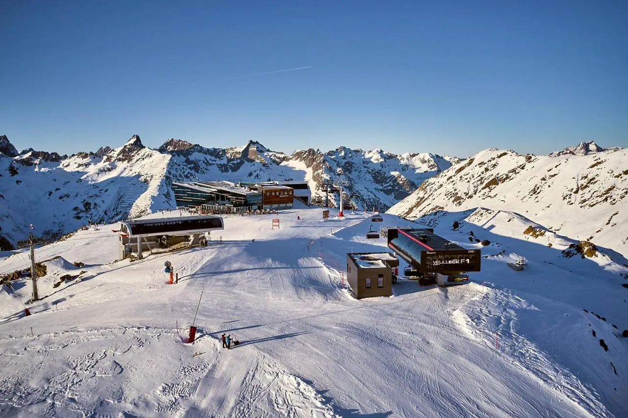 Hotel Trofana Alpin Ischgl 4*,